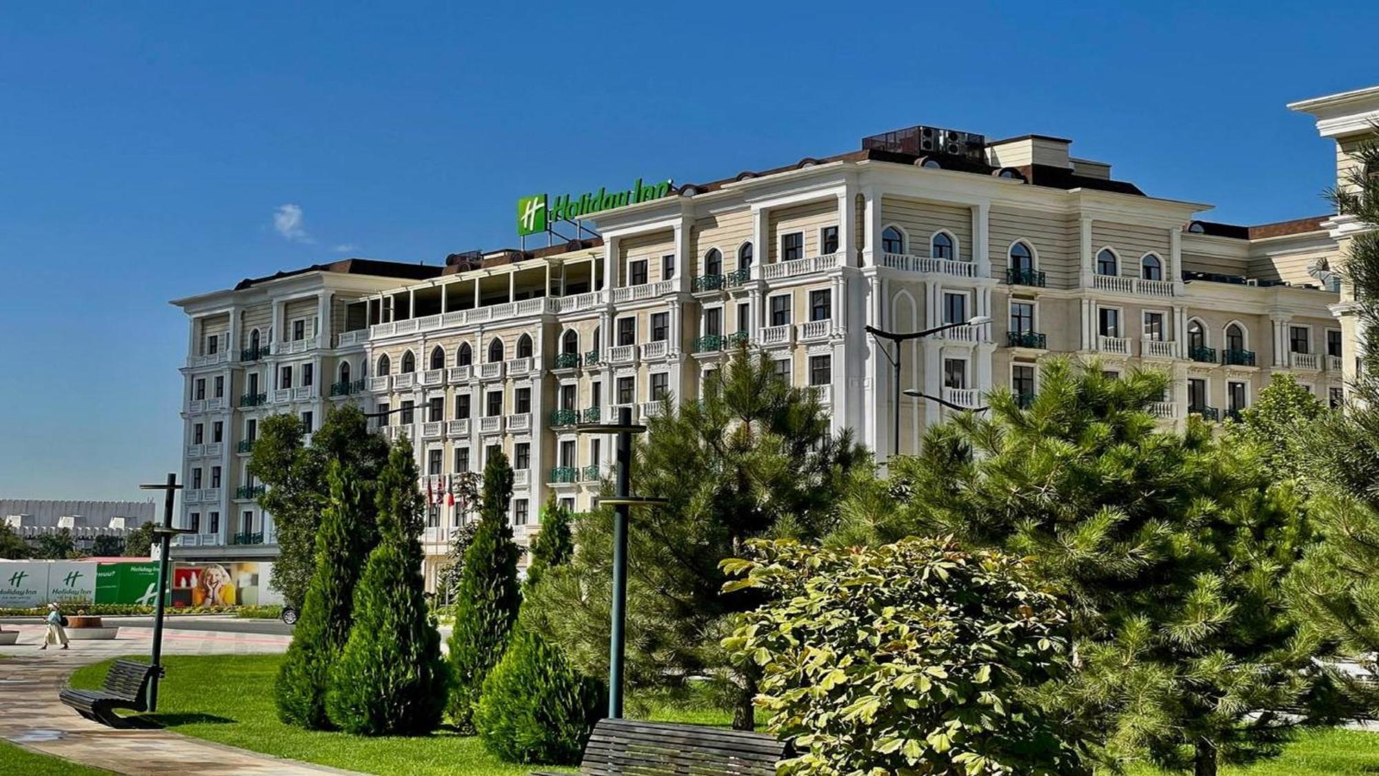 Holiday Inn Tashkent City By Ihg Exterior foto