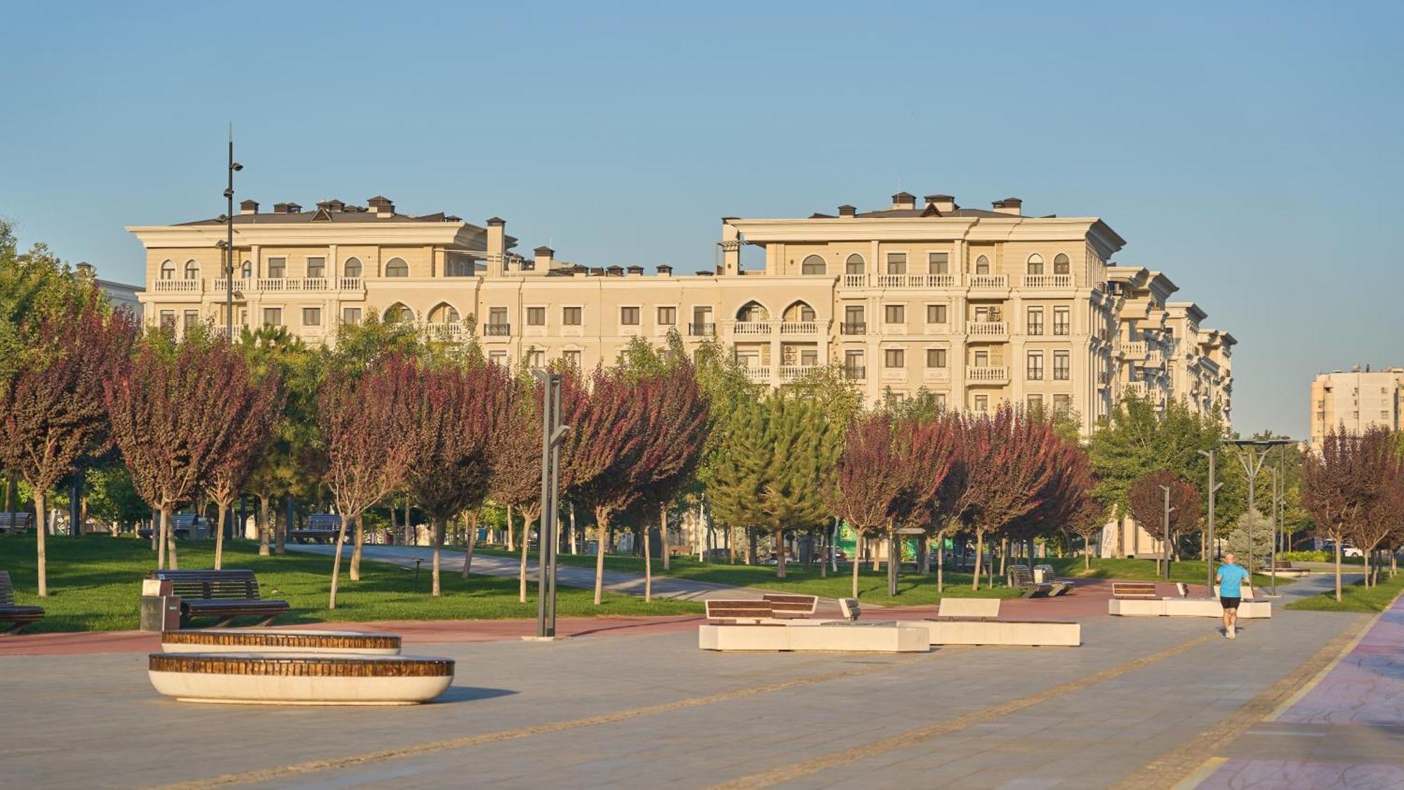 Holiday Inn Tashkent City By Ihg Exterior foto