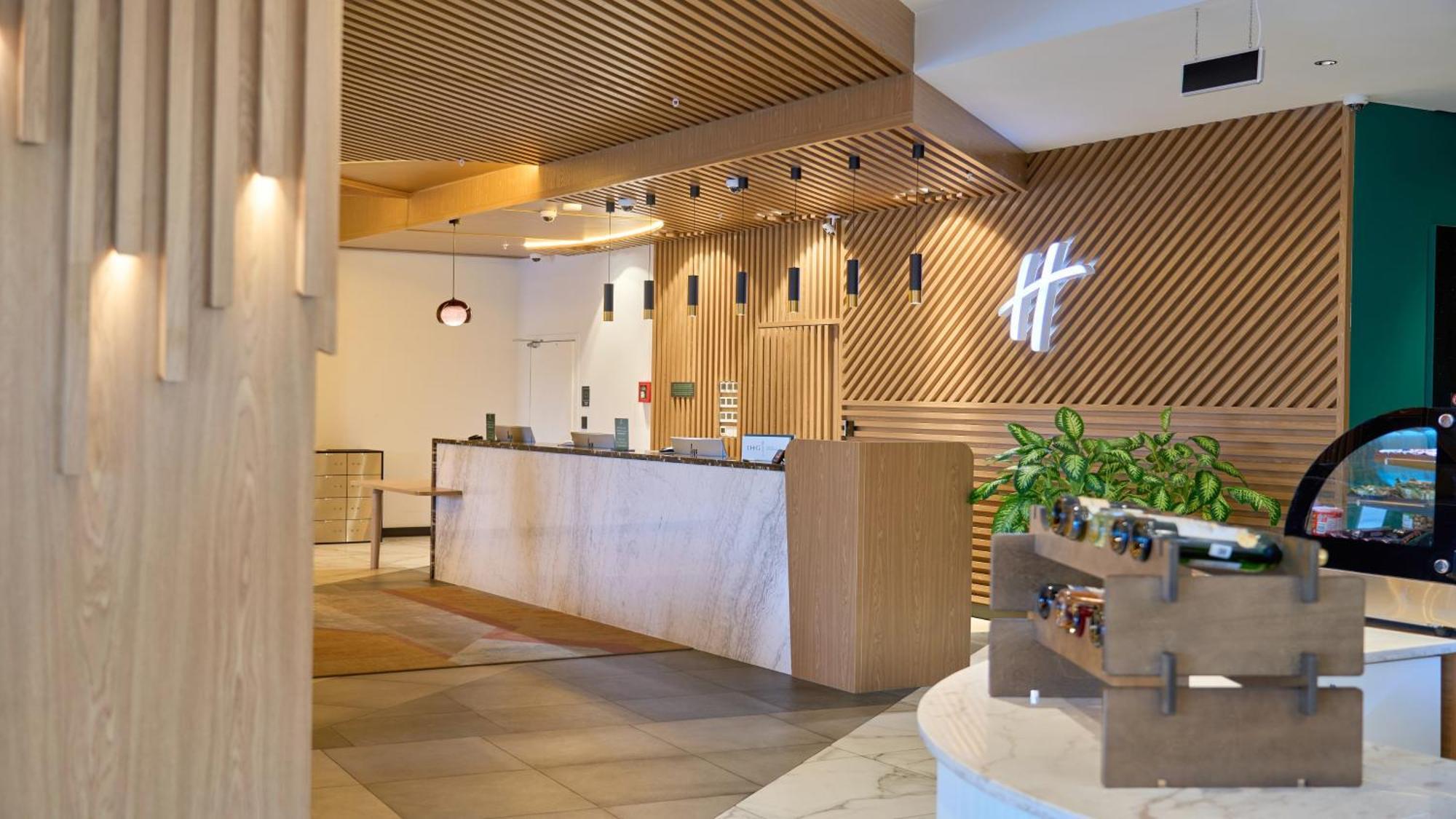 Holiday Inn Tashkent City By Ihg Exterior foto