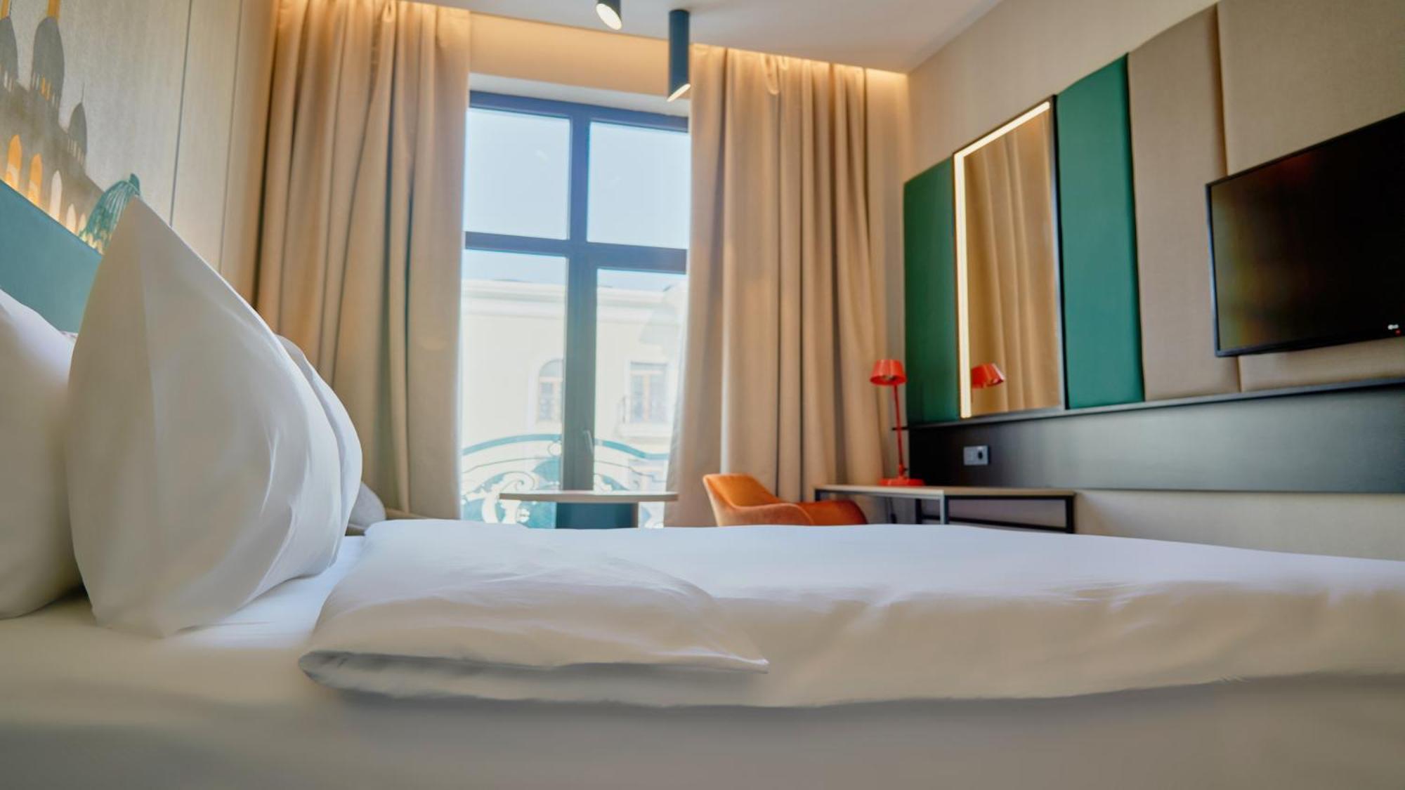 Holiday Inn Tashkent City By Ihg Exterior foto